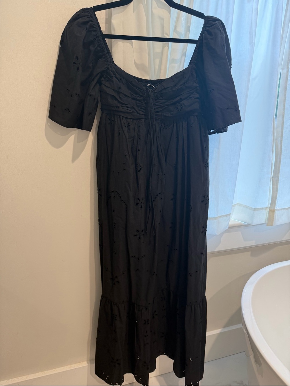 Zara Black Embroidered Eyelet Puff-Sleeve Maxi Dress - Picture 2 of 5
